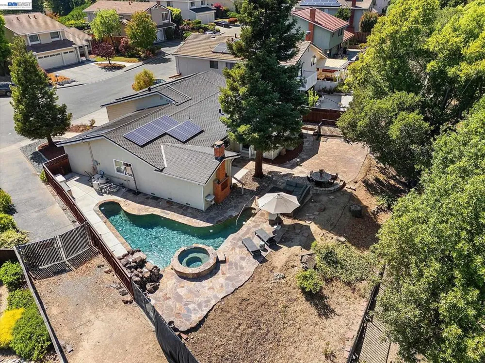 5736 Medallion Ct Castro Valley, CA 94552