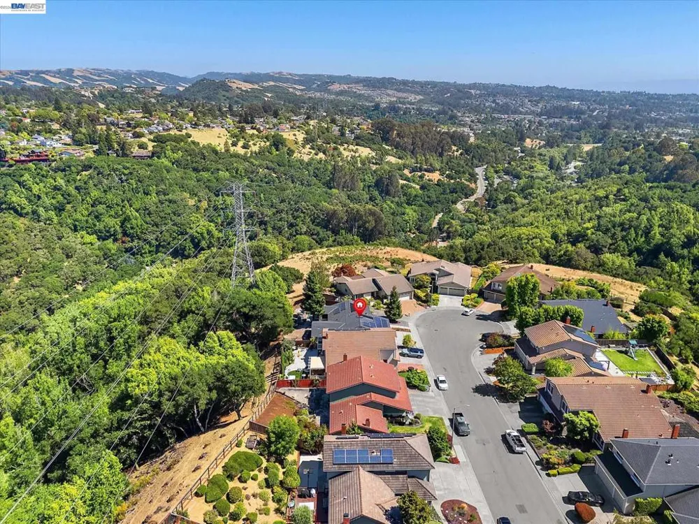 5736 Medallion Ct Castro Valley, CA 94552