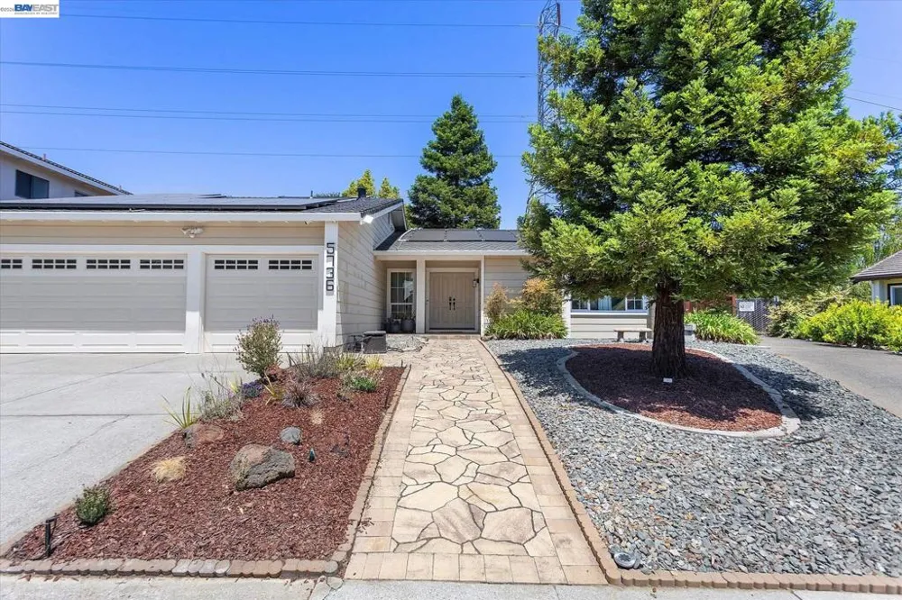 5736 Medallion Ct Castro Valley, CA 94552