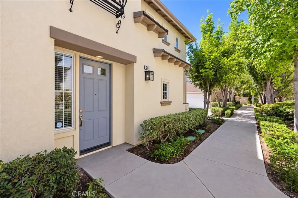 361 Summer Mission Viejo, CA 92692