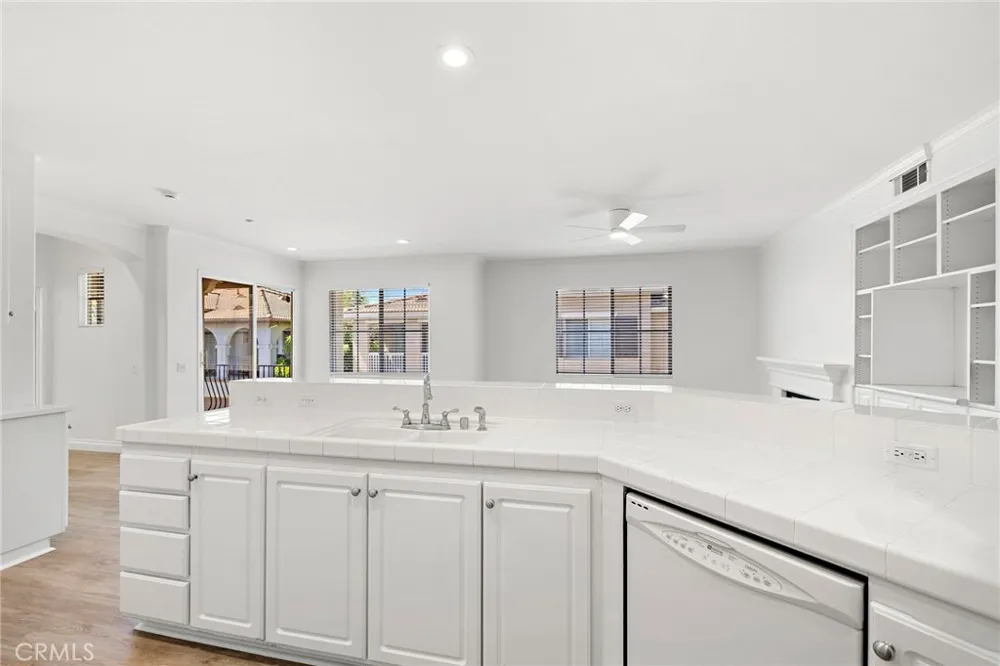 361 Summer Mission Viejo, CA 92692
