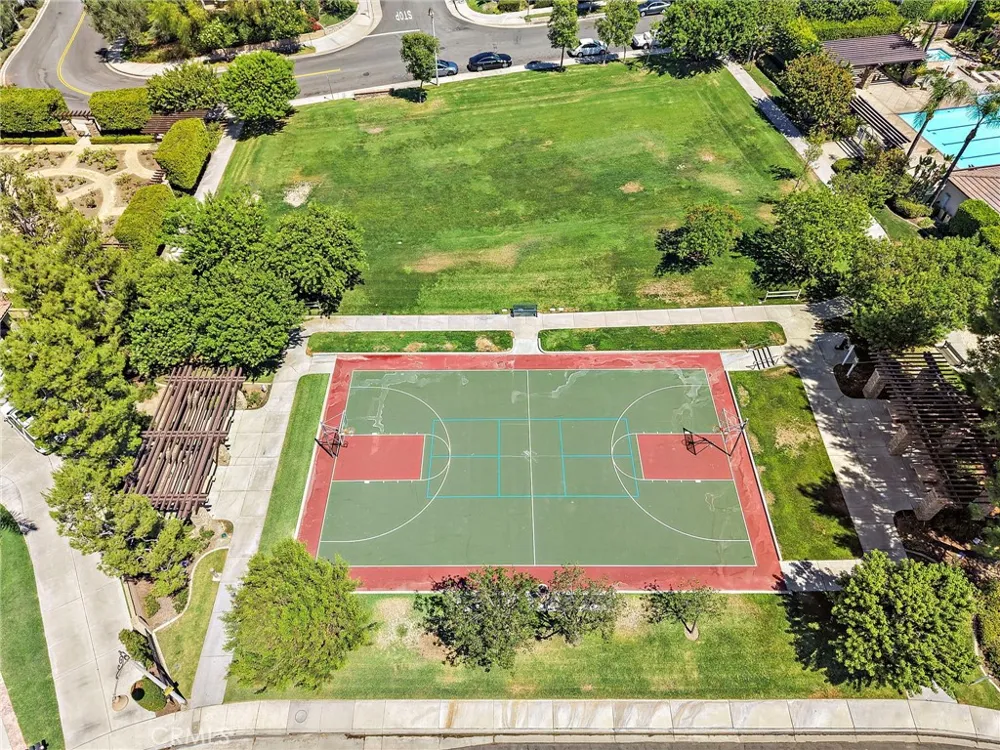361 Summer Mission Viejo, CA 92692