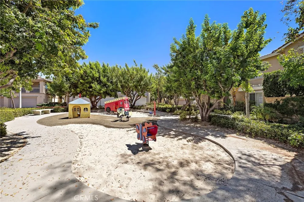 361 Summer Mission Viejo, CA 92692