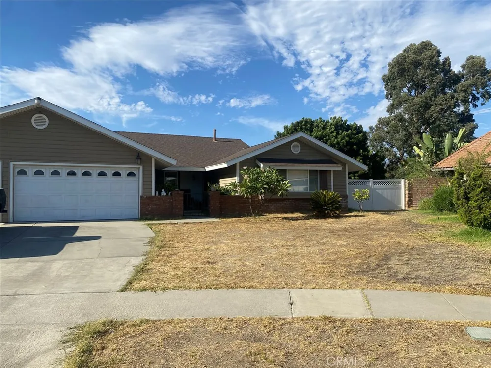 2164 Date Rialto, CA 92377