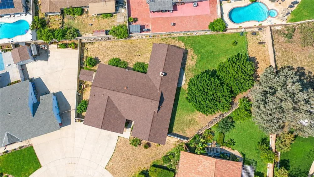 2164 Date Rialto, CA 92377
