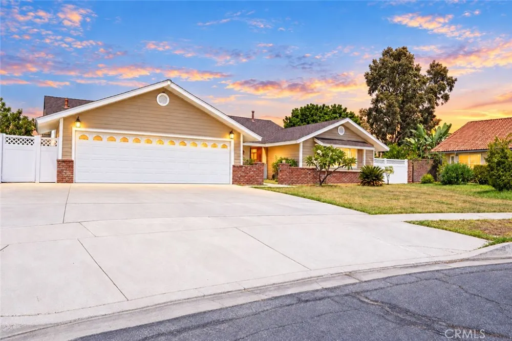 2164 Date Rialto, CA 92377