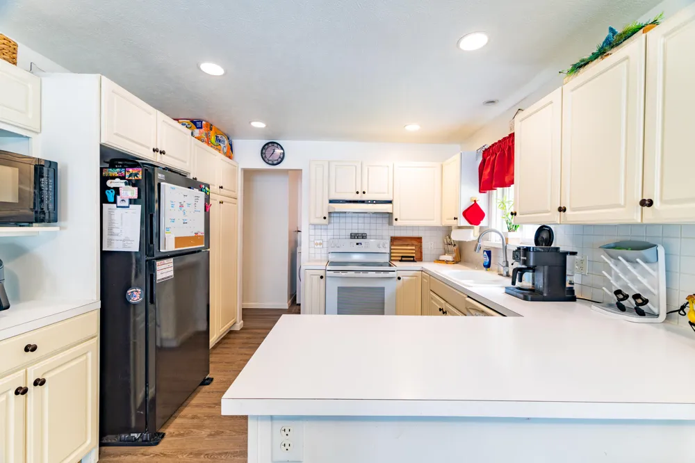 50778 Oak Street Grand Junction, MI 49056