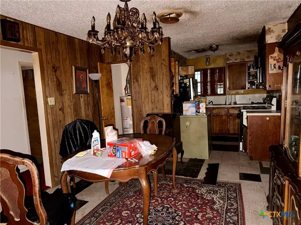 1325 Rose Ave Killeen, TX 76543