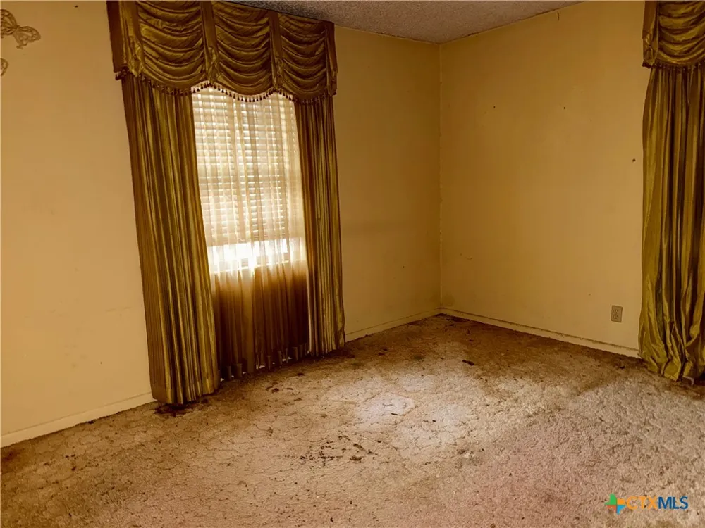 1325 Rose Ave Killeen, TX 76543