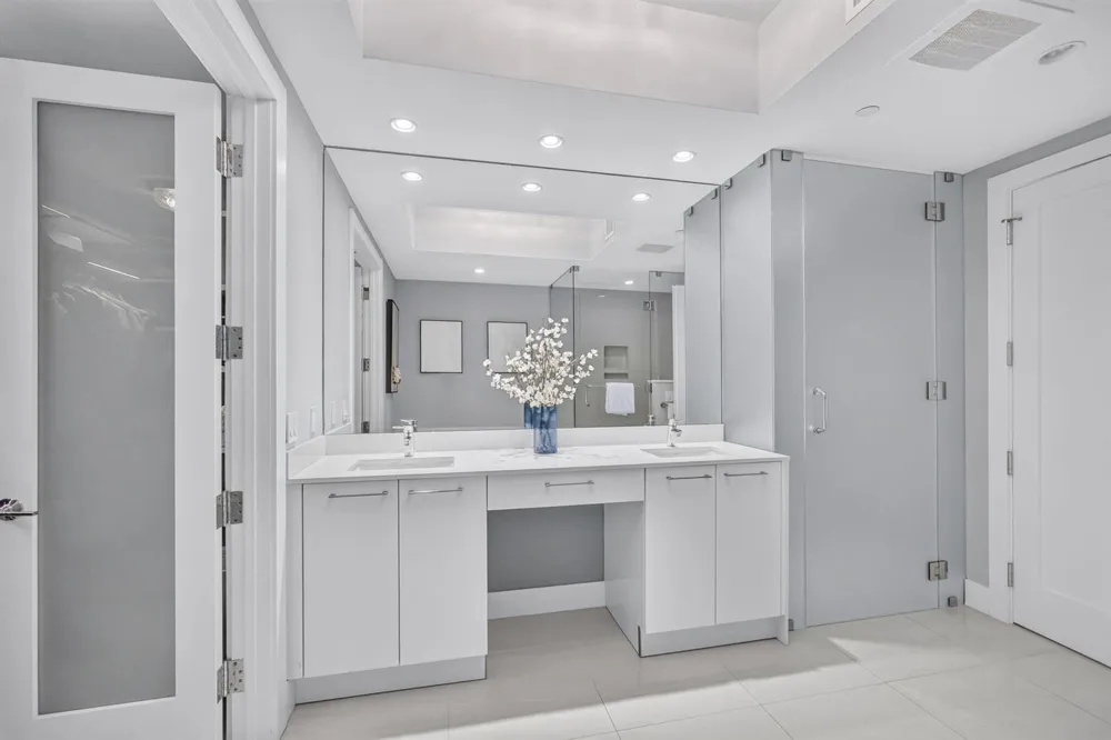 1 Water Club Way #503 North Palm Beach, FL 33408