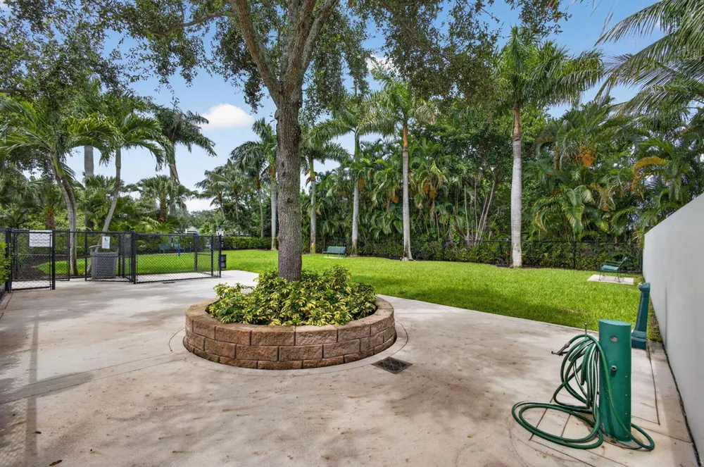 1 Water Club Way #503 North Palm Beach, FL 33408