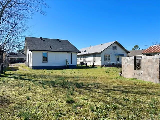 907 E 3rd Street Okmulgee, OK 74447