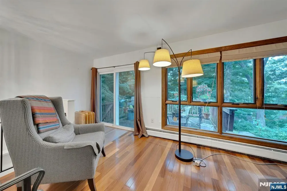 15 Hillside Road Ringwood, NJ 07456