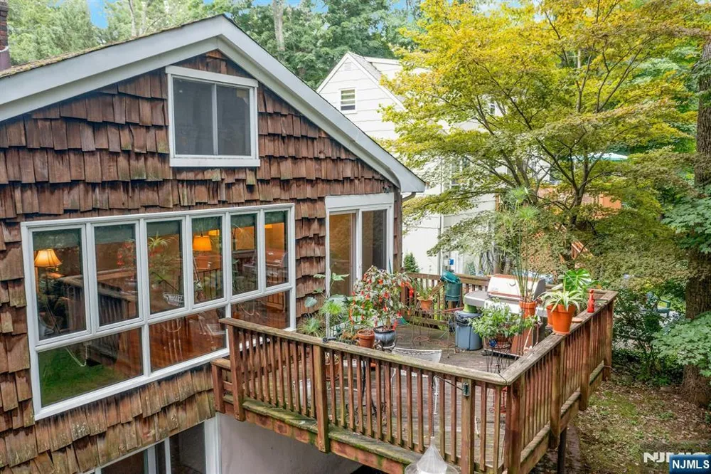 15 Hillside Road Ringwood, NJ 07456