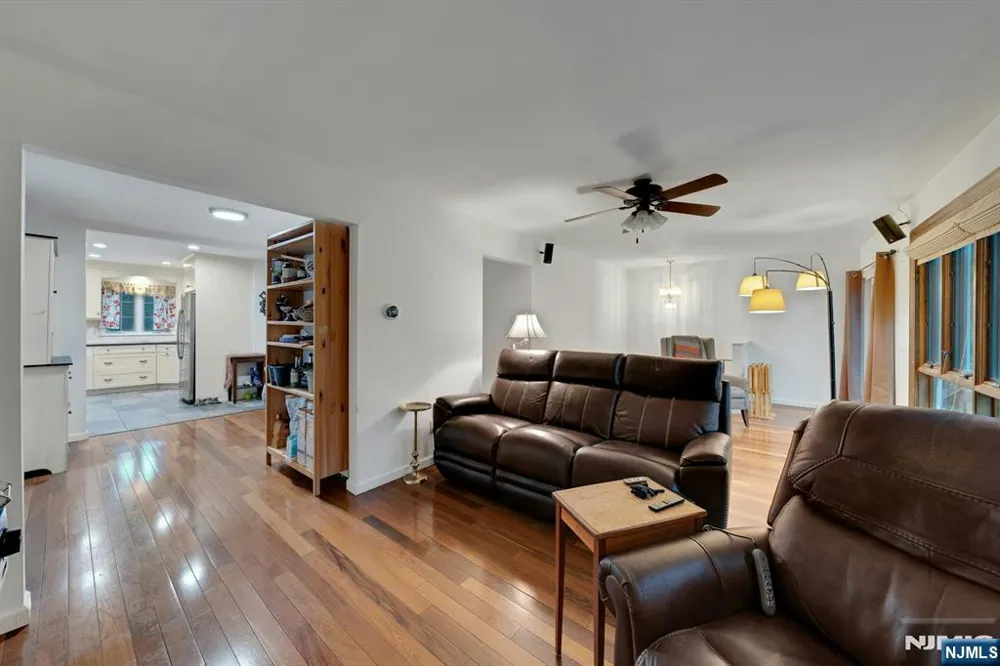 15 Hillside Road Ringwood, NJ 07456