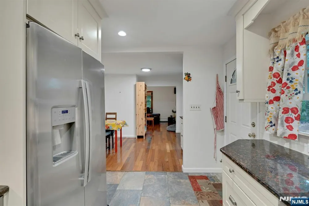 15 Hillside Road Ringwood, NJ 07456