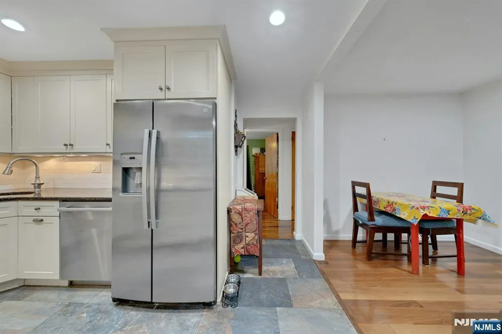 15 Hillside Road Ringwood, NJ 07456