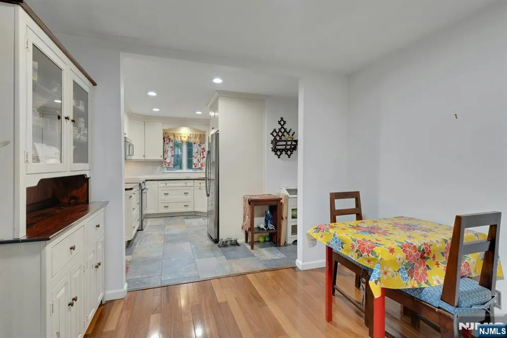 15 Hillside Road Ringwood, NJ 07456
