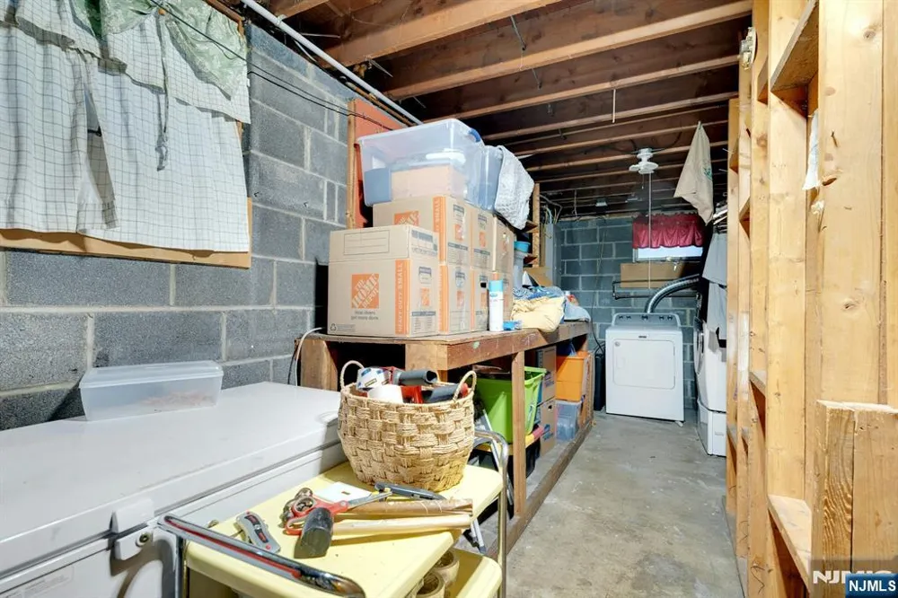 15 Hillside Road Ringwood, NJ 07456