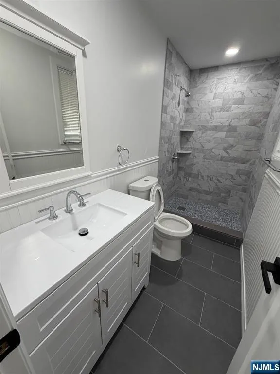299 W Broadway Paterson, NJ 07522