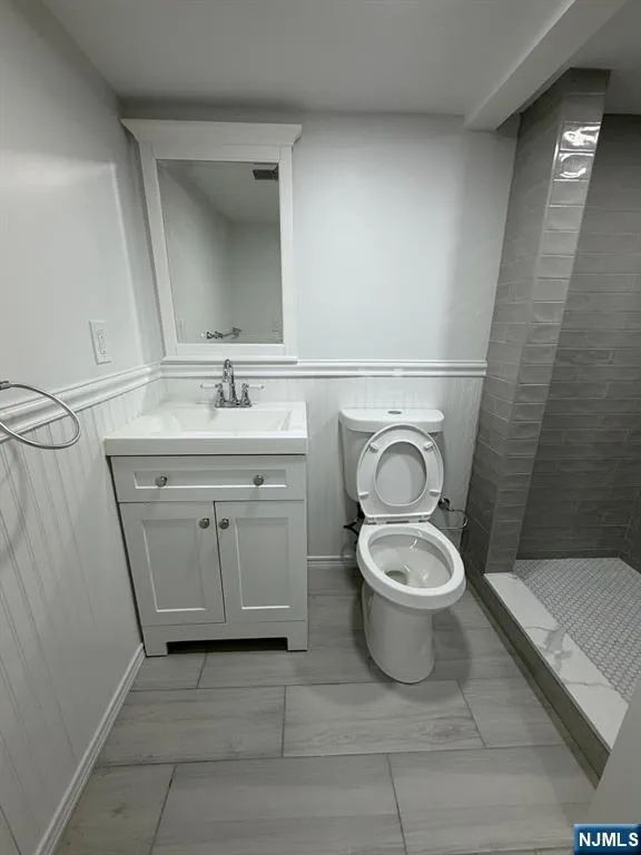 299 W Broadway Paterson, NJ 07522