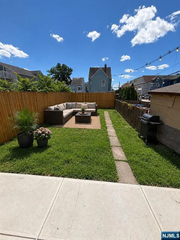 299 W Broadway Paterson, NJ 07522