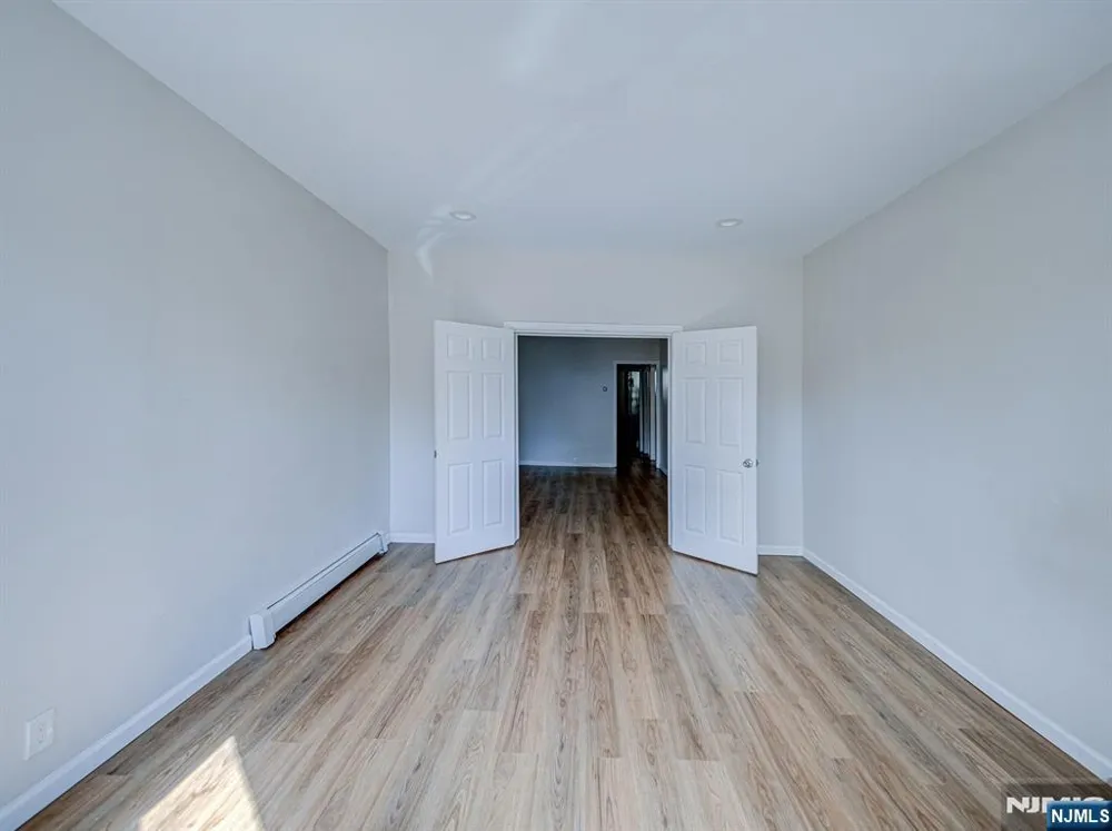 193 Clerk Street Jersey City, NJ 07305