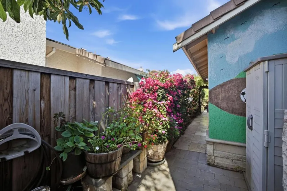 1055 Eagle Drive Salinas, CA 93905