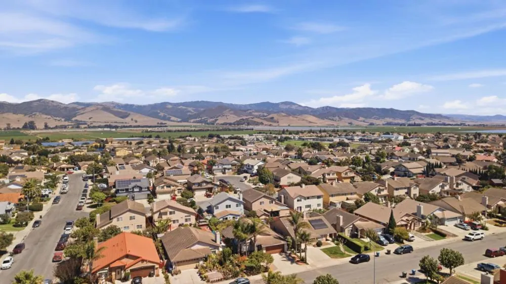 1055 Eagle Drive Salinas, CA 93905