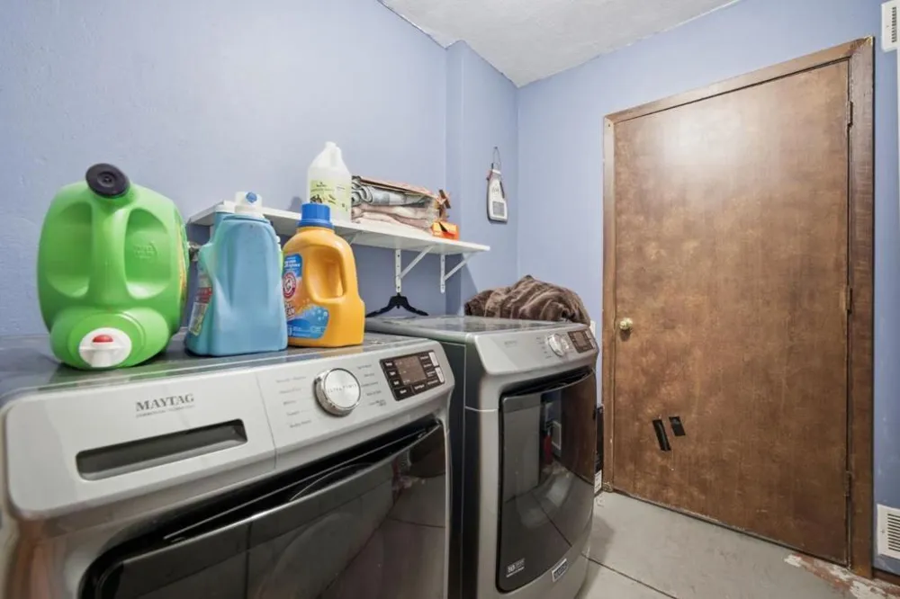 1055 Eagle Drive Salinas, CA 93905