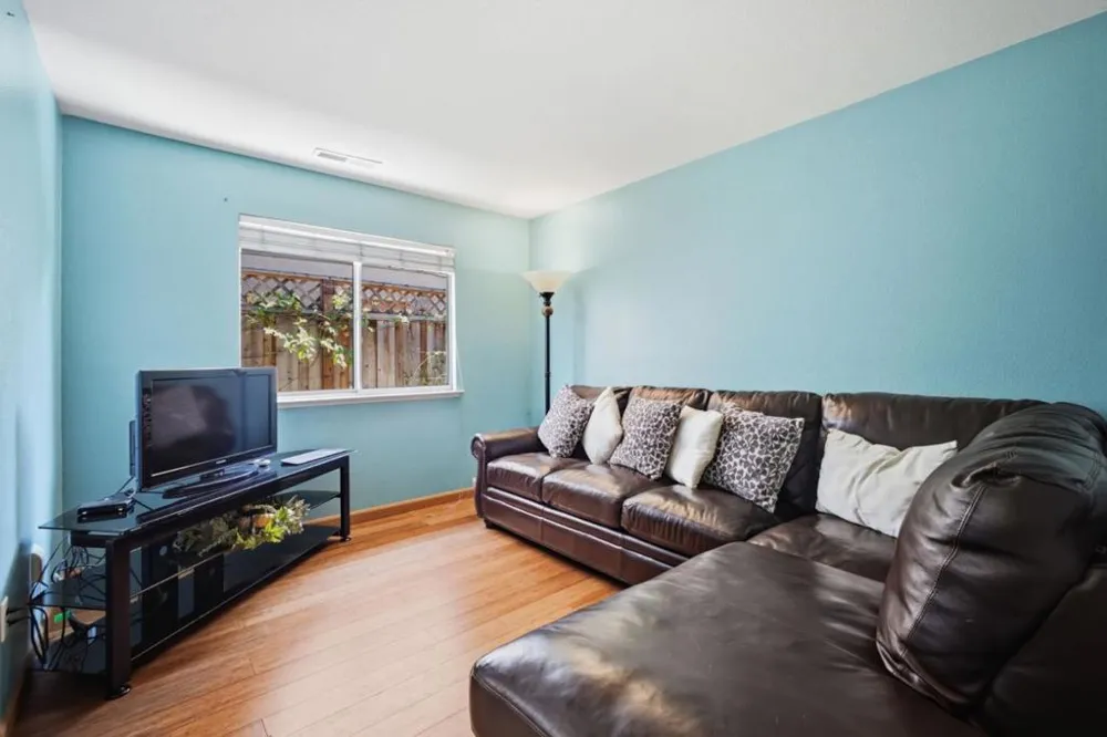 1055 Eagle Drive Salinas, CA 93905