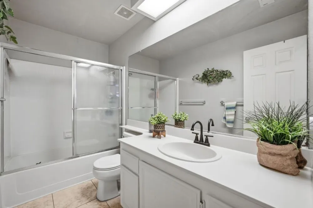 1055 Eagle Drive Salinas, CA 93905