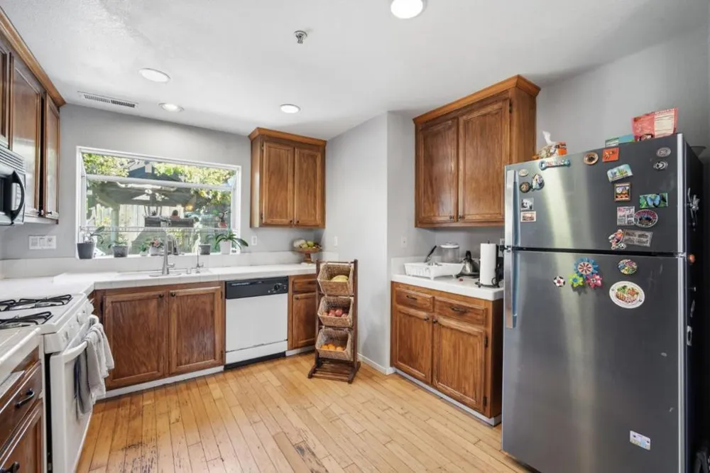 1055 Eagle Drive Salinas, CA 93905
