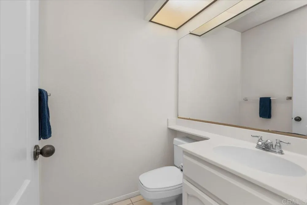 7758 Caminito Monarca #111 Carlsbad, CA 92009