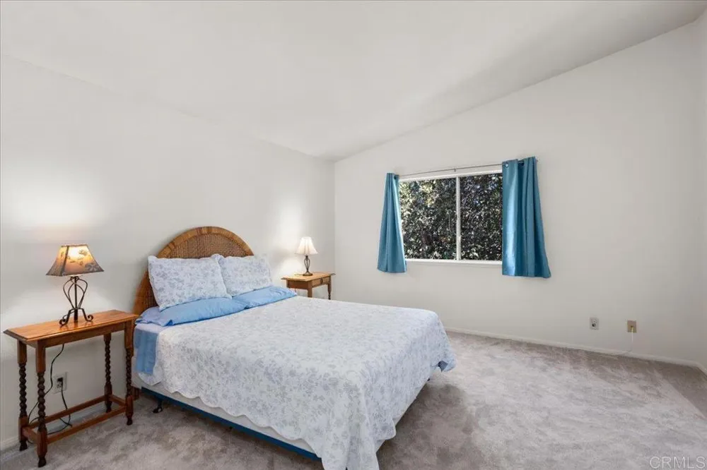 7758 Caminito Monarca #111 Carlsbad, CA 92009