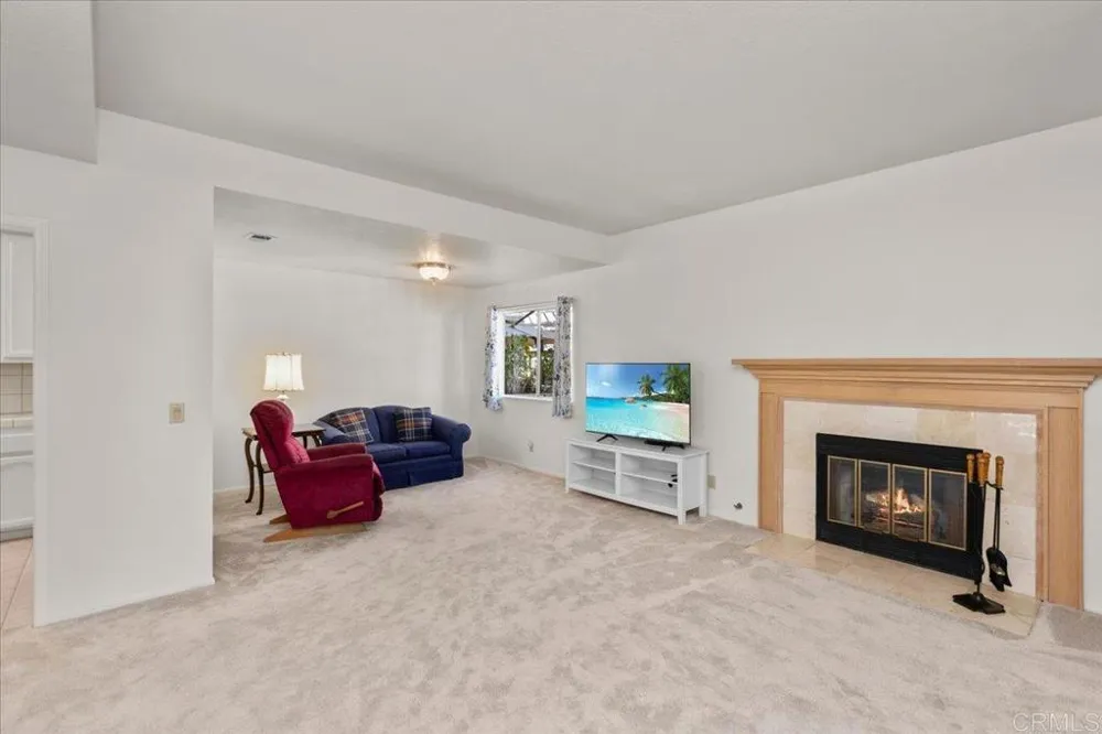 7758 Caminito Monarca #111 Carlsbad, CA 92009