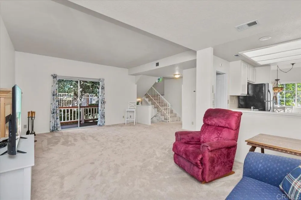 7758 Caminito Monarca #111 Carlsbad, CA 92009