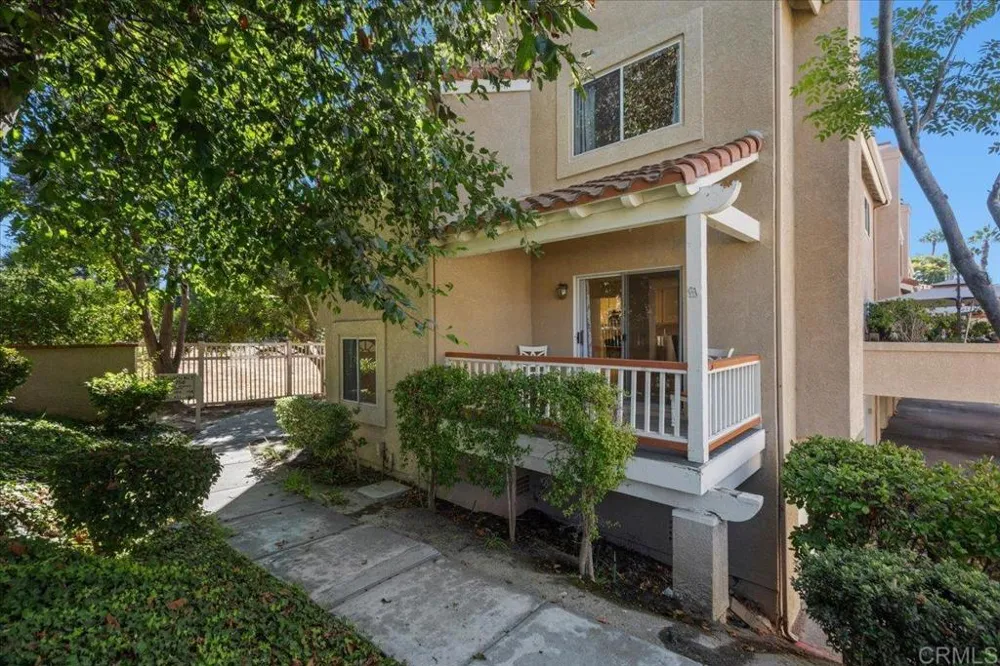 7758 Caminito Monarca #111 Carlsbad, CA 92009