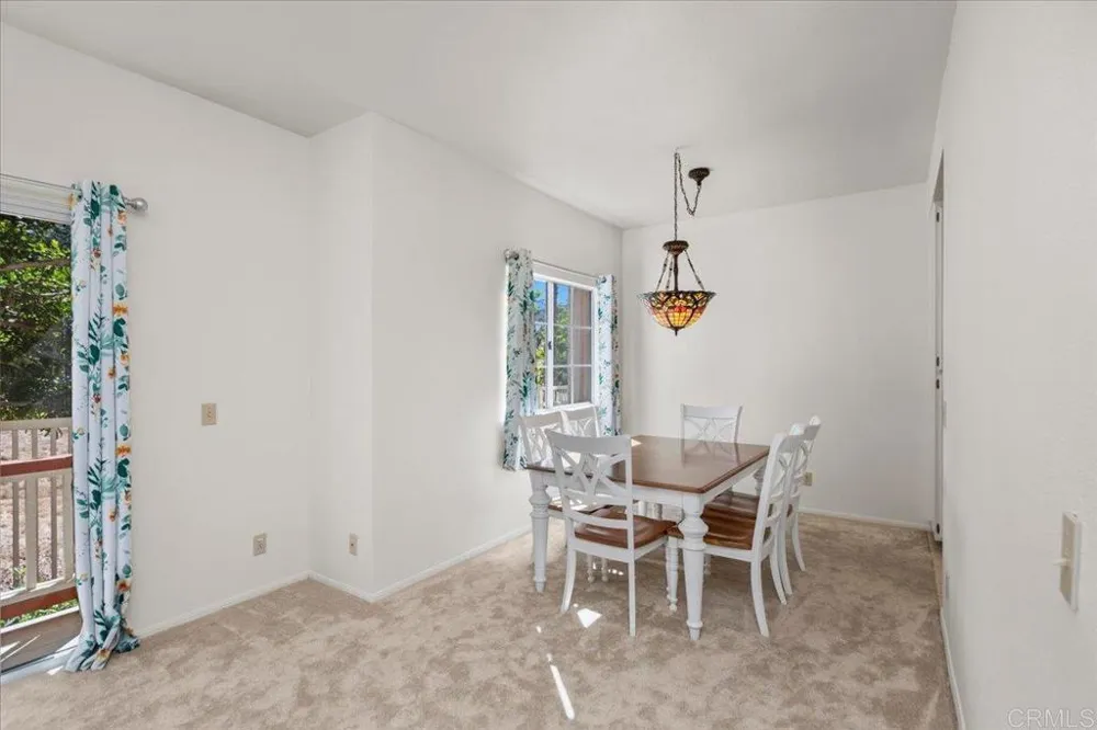 7758 Caminito Monarca #111 Carlsbad, CA 92009