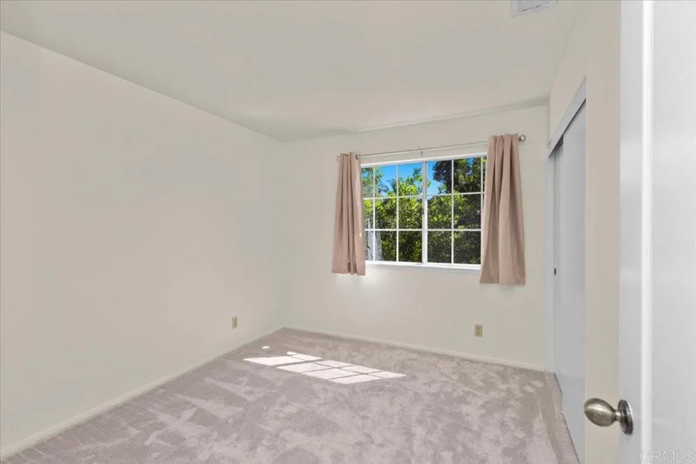 7758 Caminito Monarca #111 Carlsbad, CA 92009