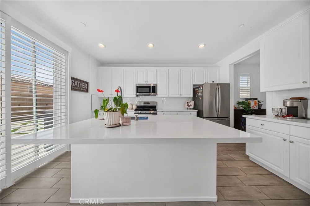 13567 Algodones Court Victorville, CA 92392