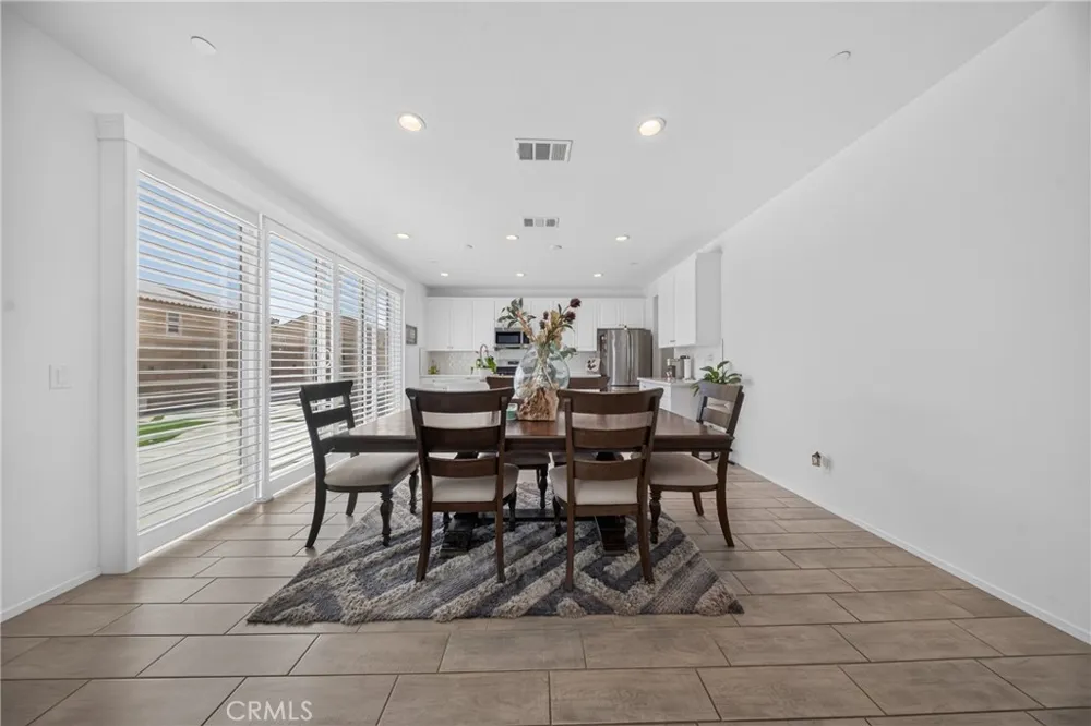 13567 Algodones Court Victorville, CA 92392