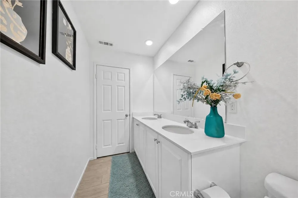 13567 Algodones Court Victorville, CA 92392