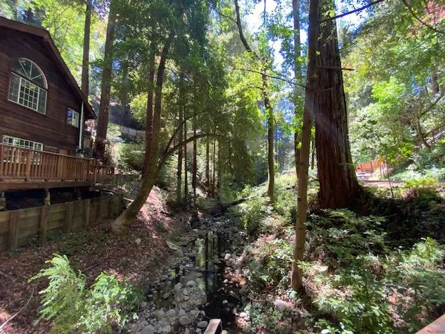 10857 Lompico Road Felton, CA 95018