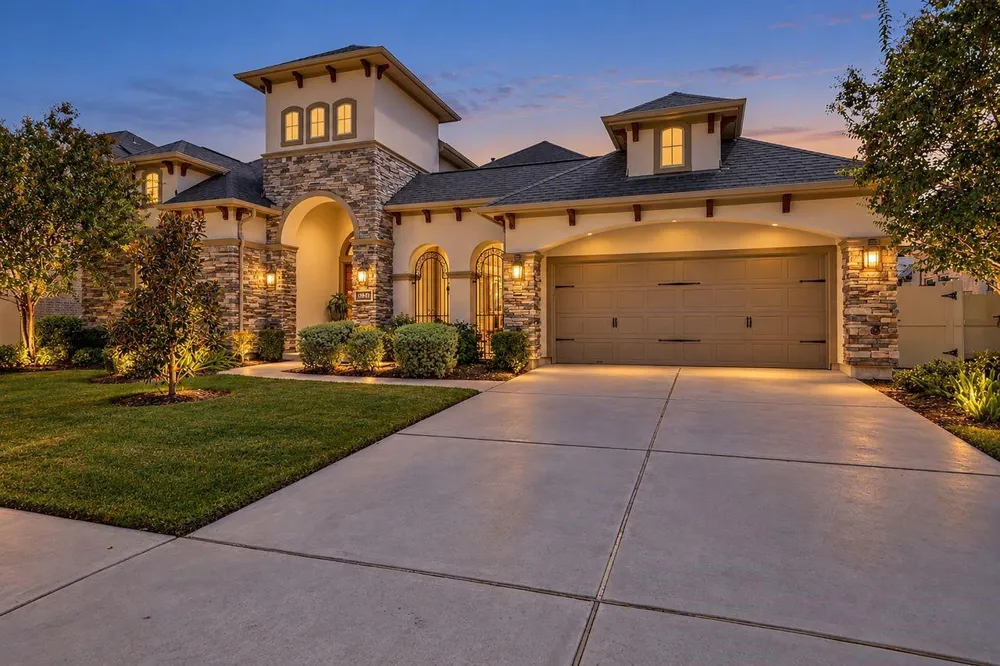 10415 Roseate Skimmer Conroe, TX 77385