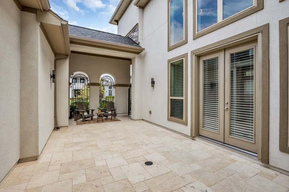 10415 Roseate Skimmer Conroe, TX 77385