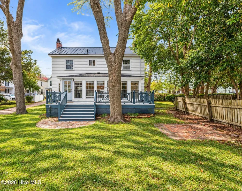 609 New Street New Bern, NC 28560