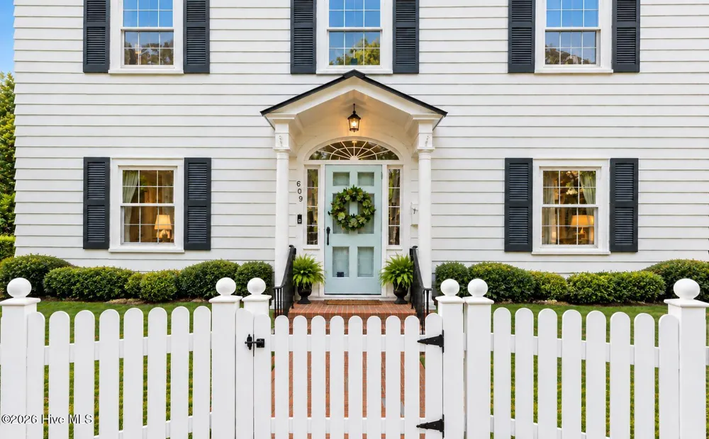 609 New Street New Bern, NC 28560