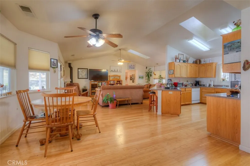 449 Silver Leaf Drive Oroville, CA 95966