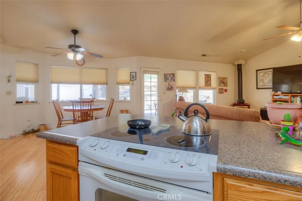 449 Silver Leaf Drive Oroville, CA 95966